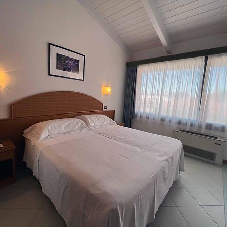פורטה דיי מארמי Hotel Regina מראה חיצוני תמונה