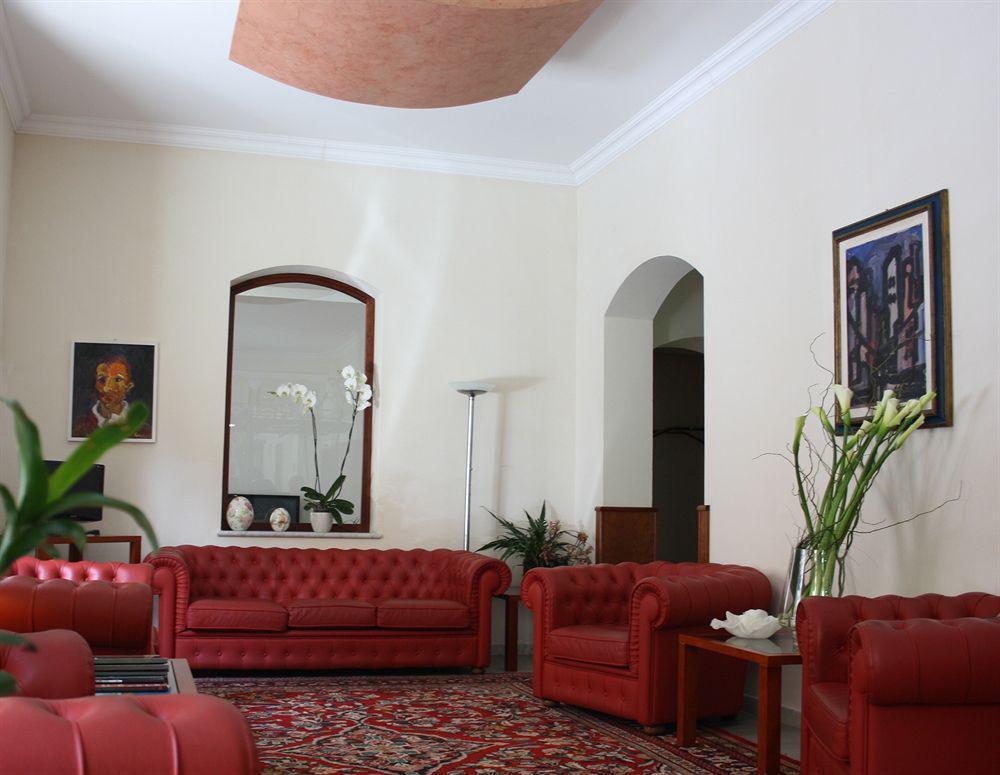 פורטה דיי מארמי Hotel Regina מראה חיצוני תמונה