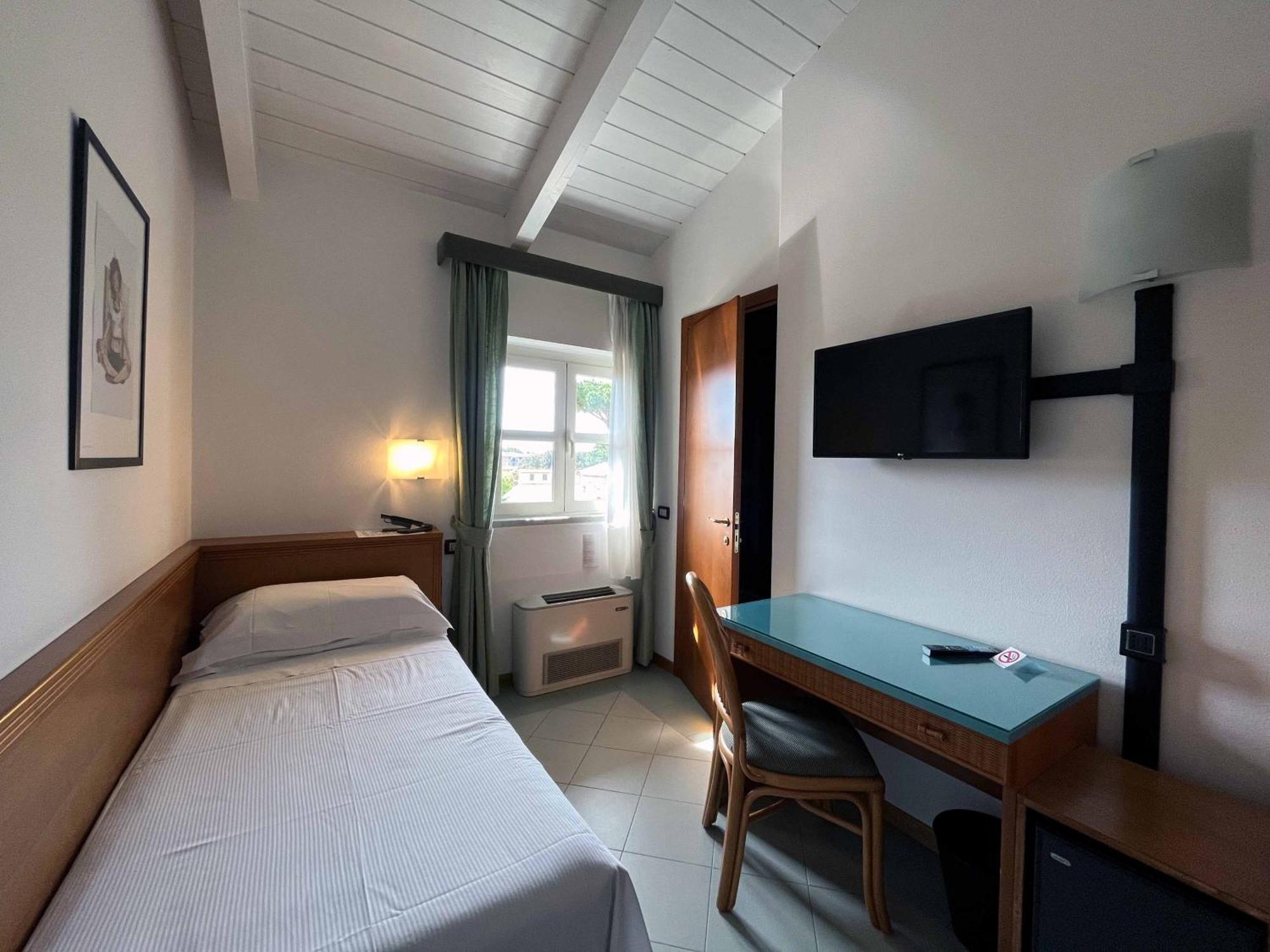 פורטה דיי מארמי Hotel Regina מראה חיצוני תמונה