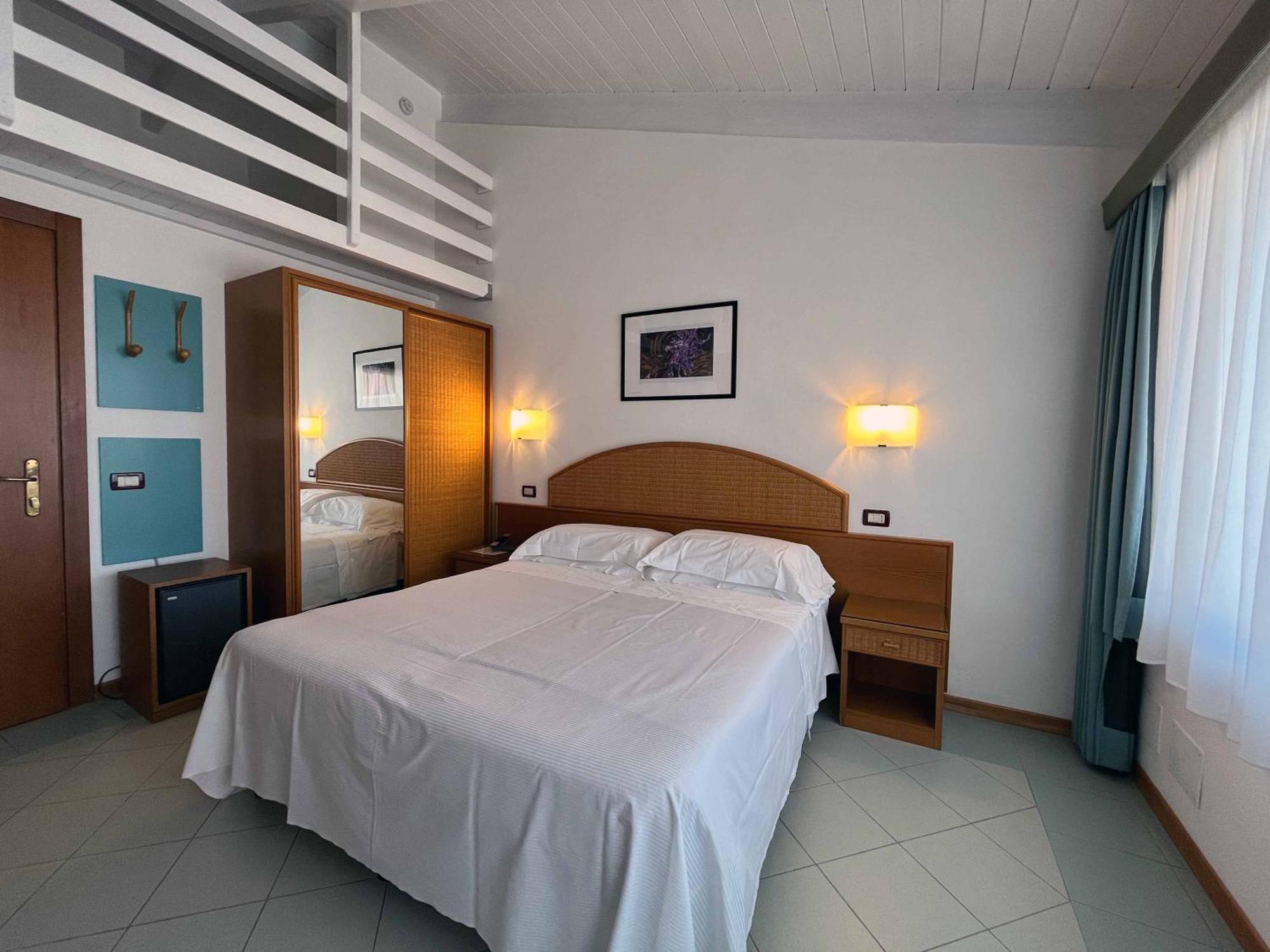 פורטה דיי מארמי Hotel Regina מראה חיצוני תמונה